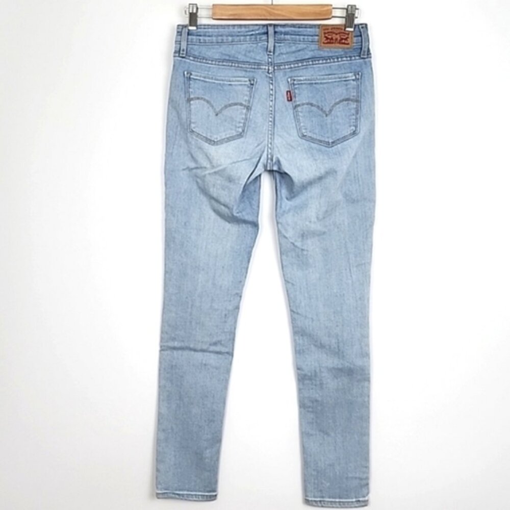 Levi's Women's Denim 711 Skinny Light Wash Blue Jeans Size W26 L 28